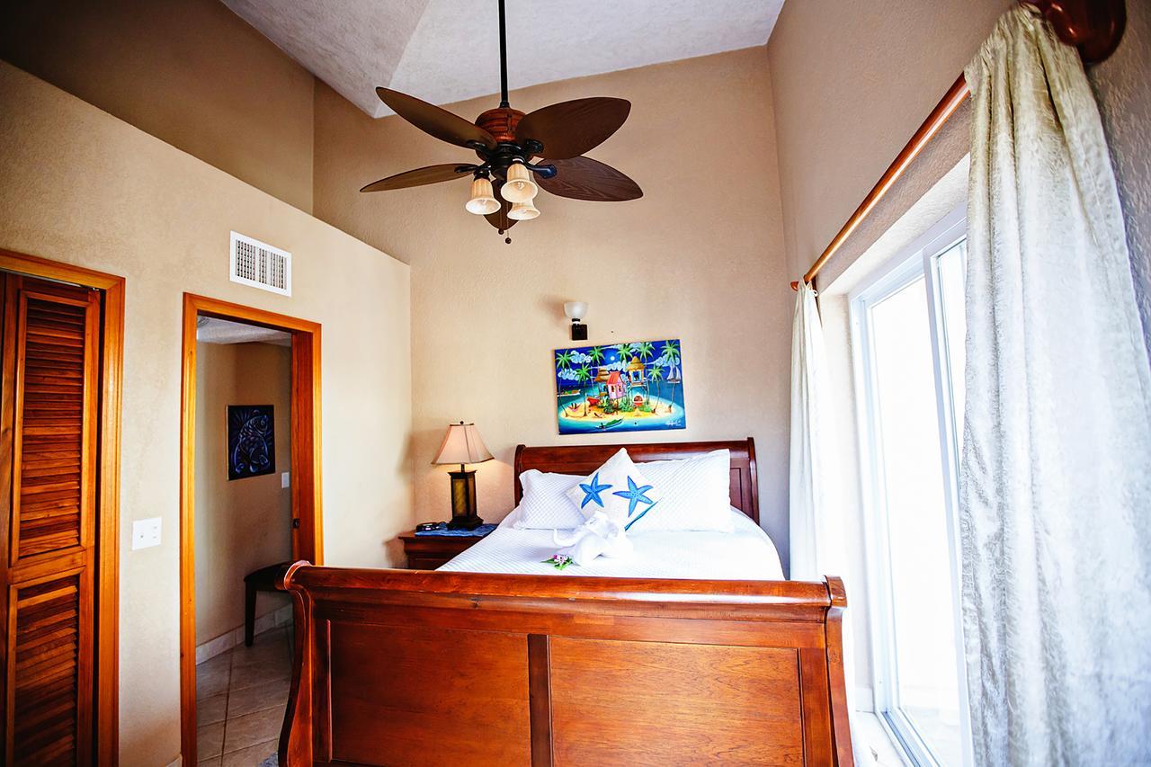 Pelican Reef Villas Resort San Pedro  Extérieur photo